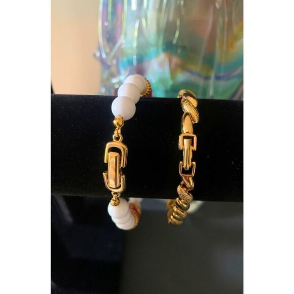 Vintage Bracelets, Wooden Beads and Gold, Set of 2, Unmarked - Picture 3 of 4